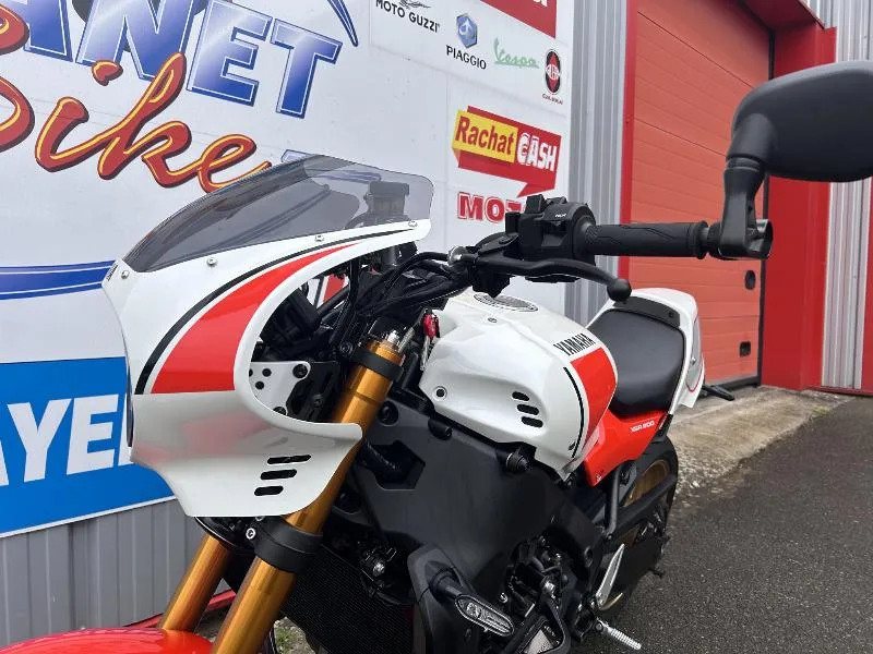 XSR 900
