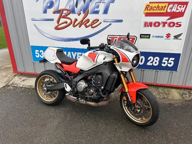 XSR 900