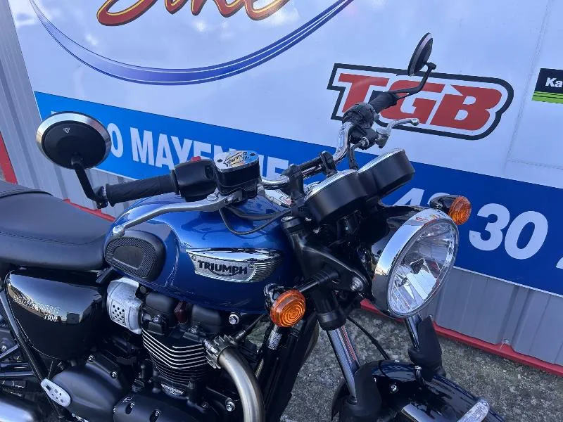 BONNEVILLE T100 900