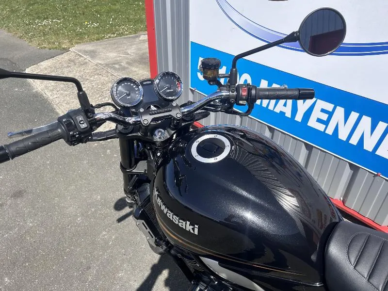 Z 900