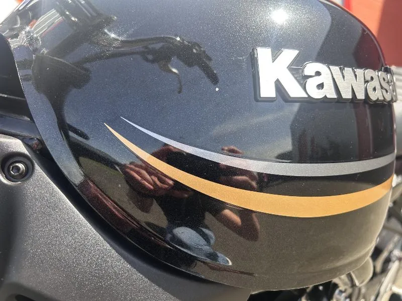 Z 900