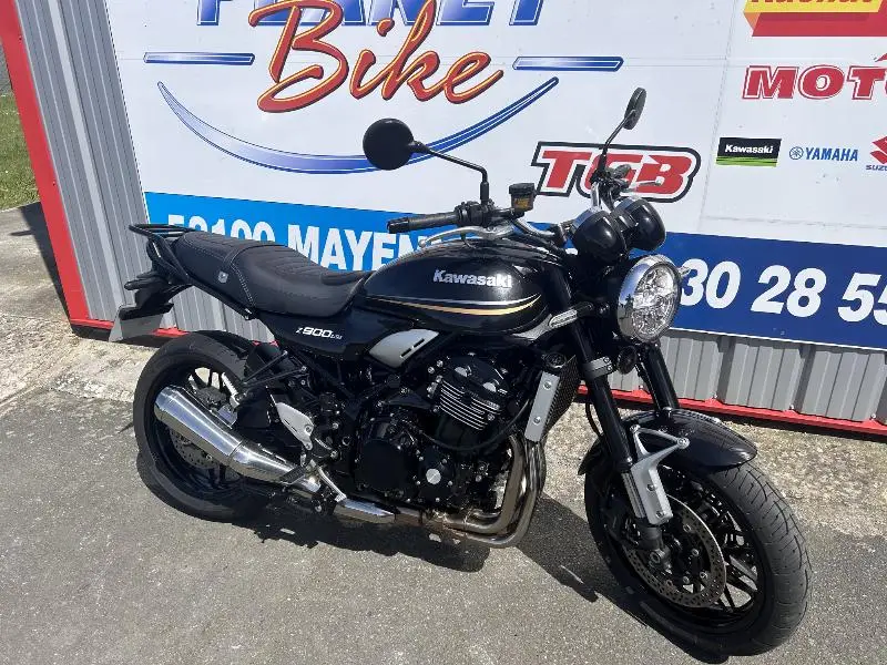 Z 900