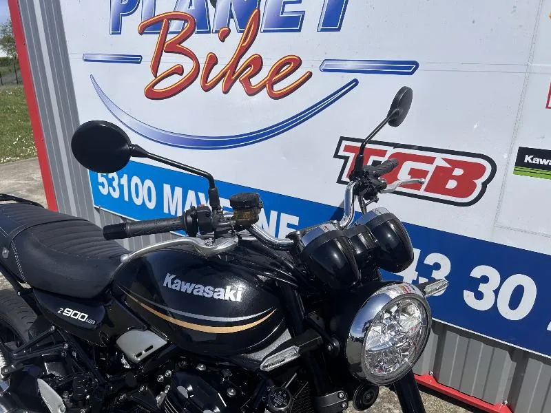 Z 900