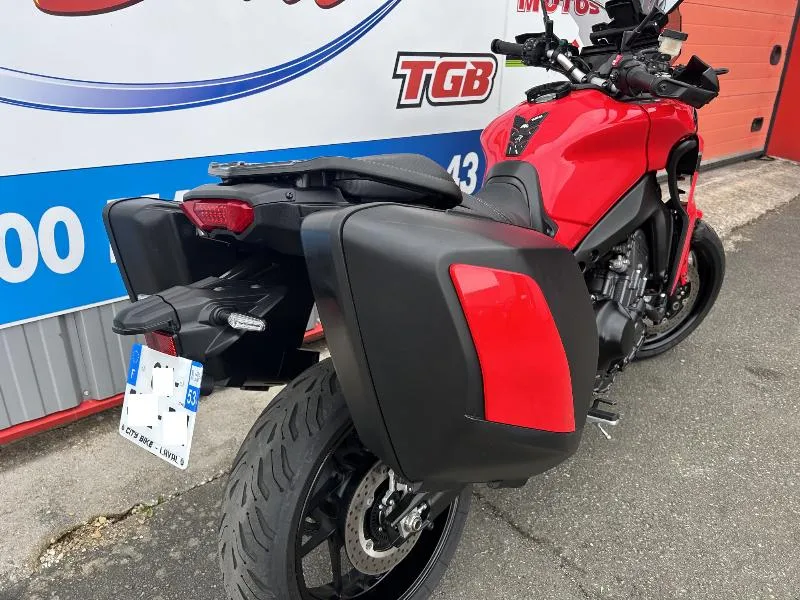 TRACER 9 GT