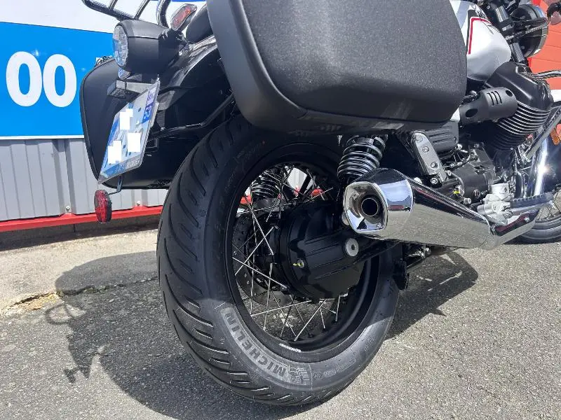 V7 SPECIAL