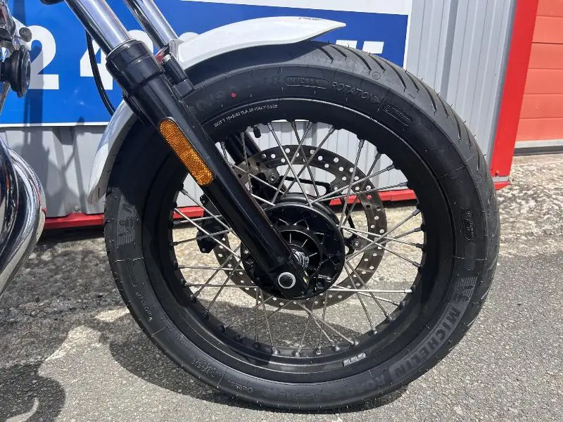 V7 SPECIAL