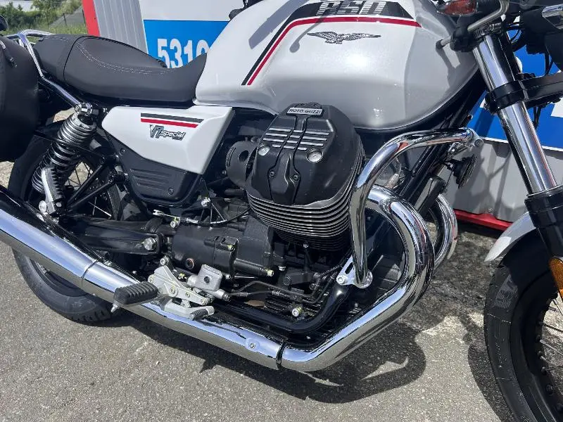 V7 SPECIAL