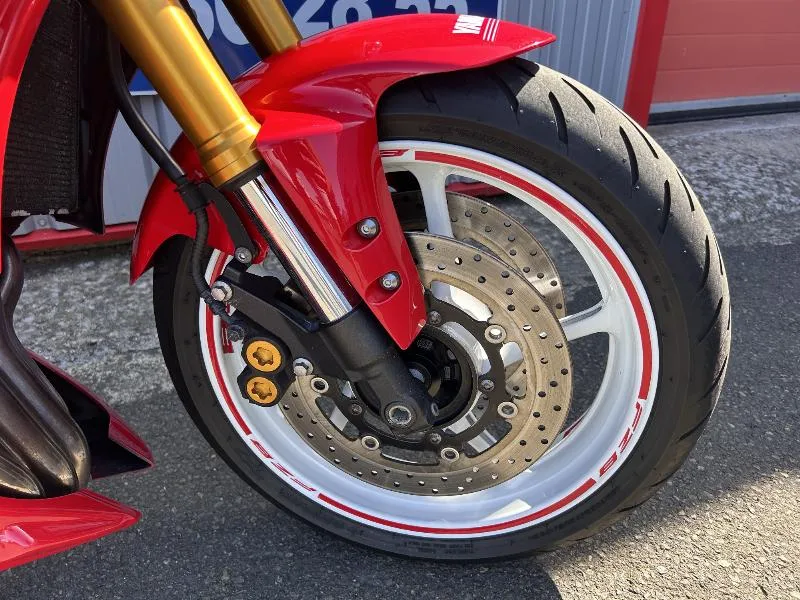 FZ8