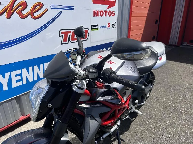 BRUTALE 1090 RR