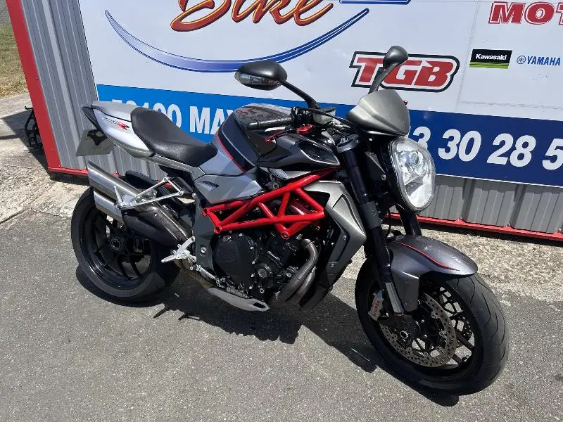 BRUTALE 1090 RR