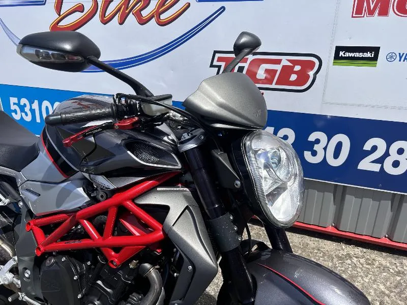 BRUTALE 1090 RR