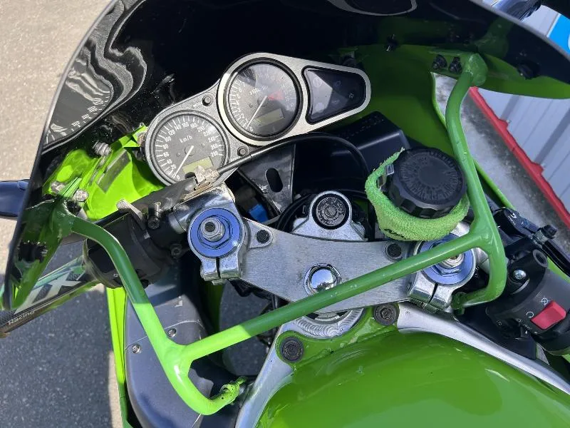 ZX6RR