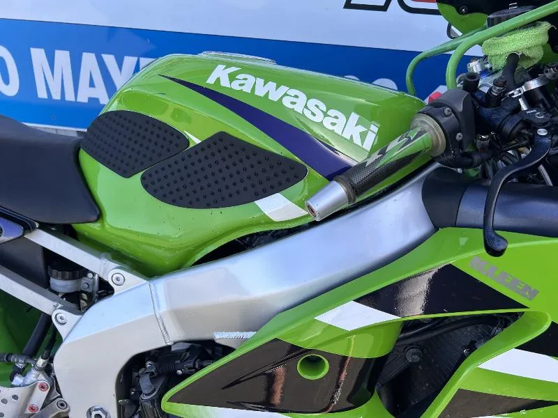 ZX6RR