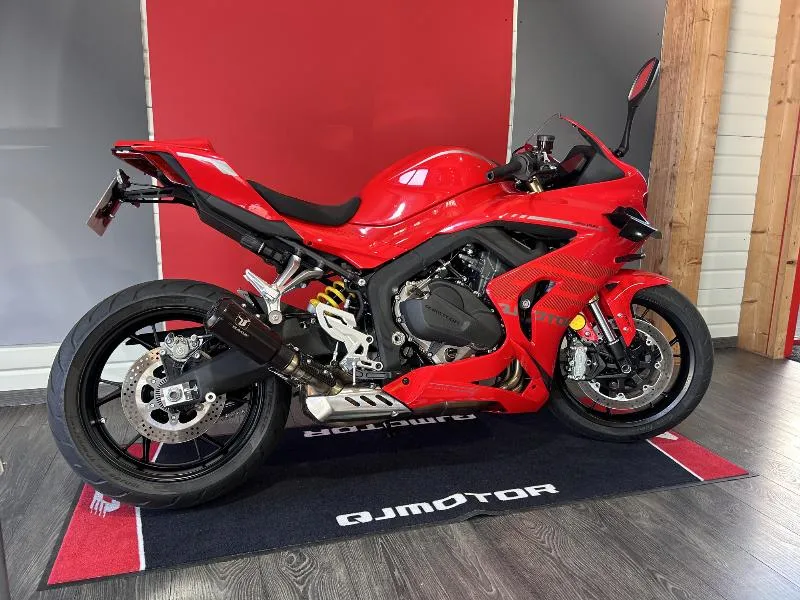 SRK 800 RR
