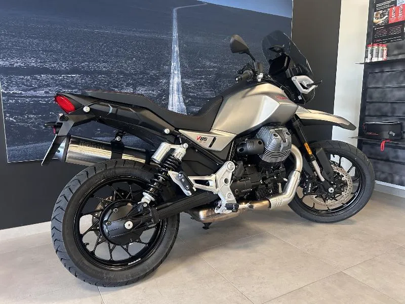 V85 TT 850