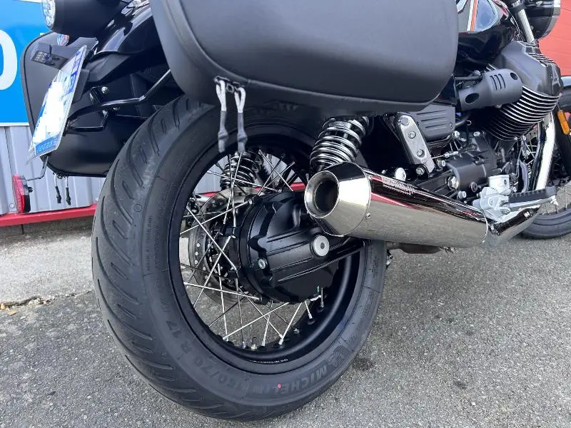 V7 SPECIAL