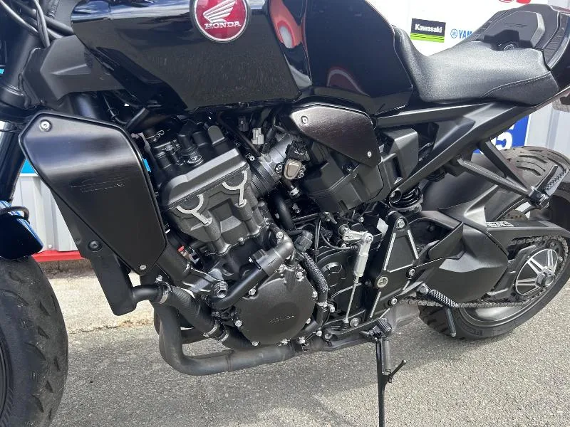 CB 1000 R