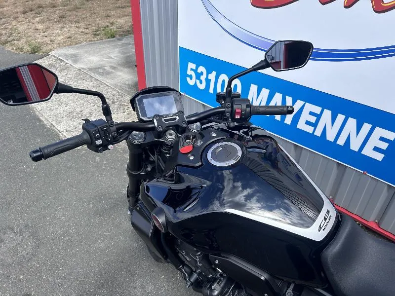 CB 1000 R