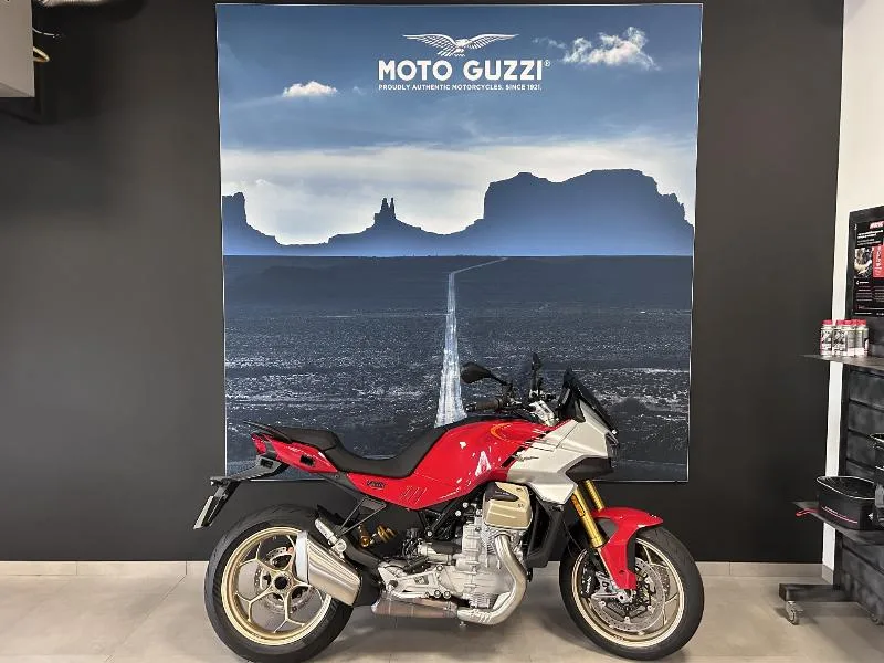 V100  MANDELLO