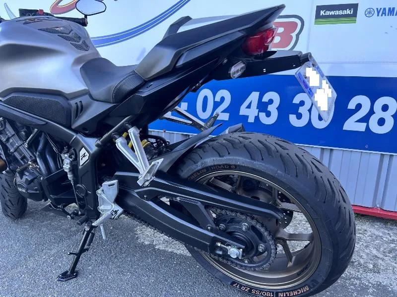 CB 650 RA