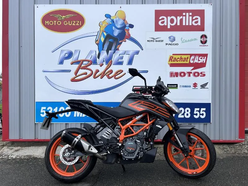125 DUKE ABS