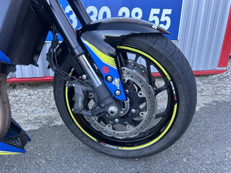 GSXS 750