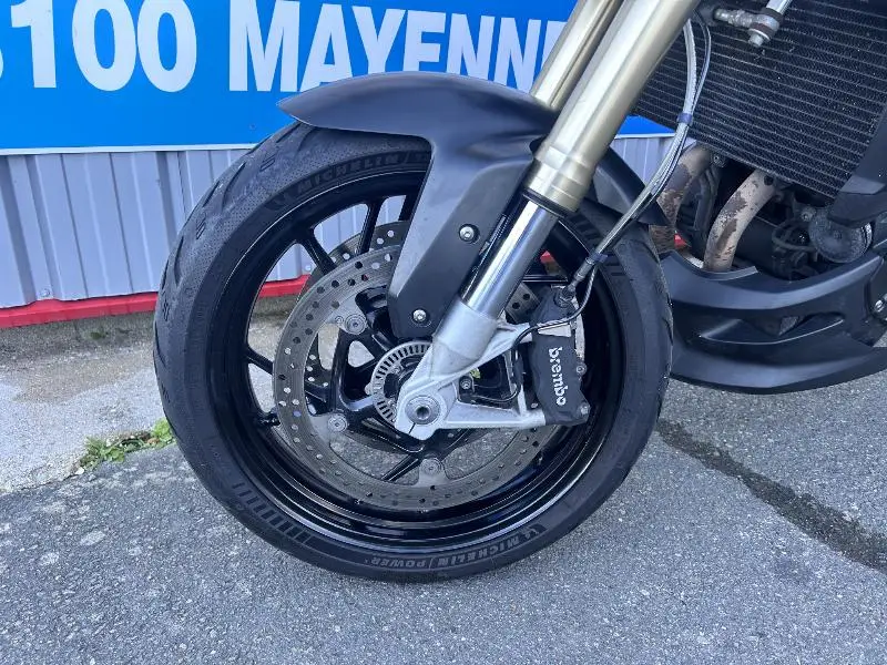 F 800 R