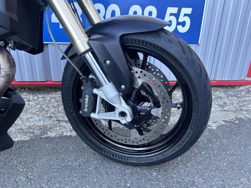 F 800 R