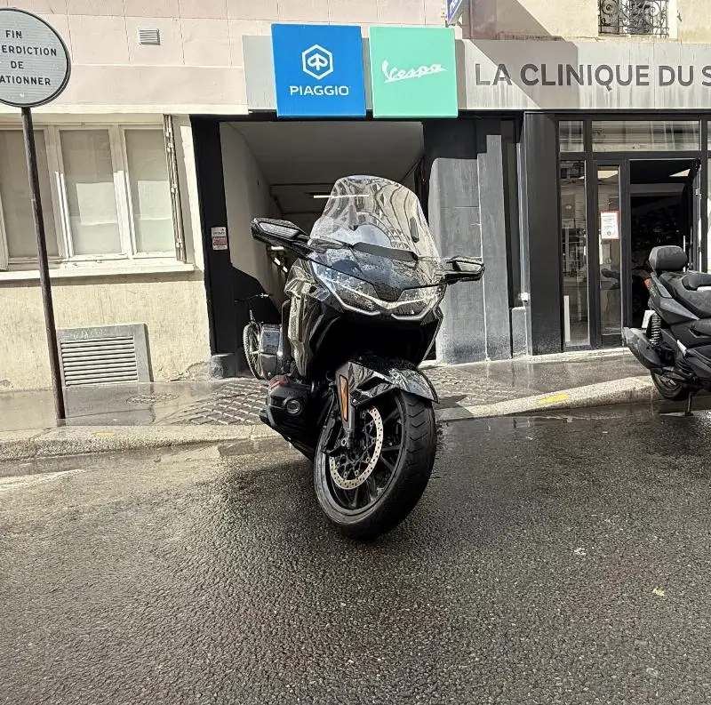 GL 1800 GOLDWING DCT