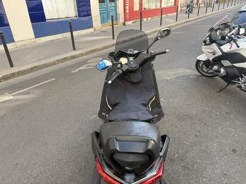 XMAX 125