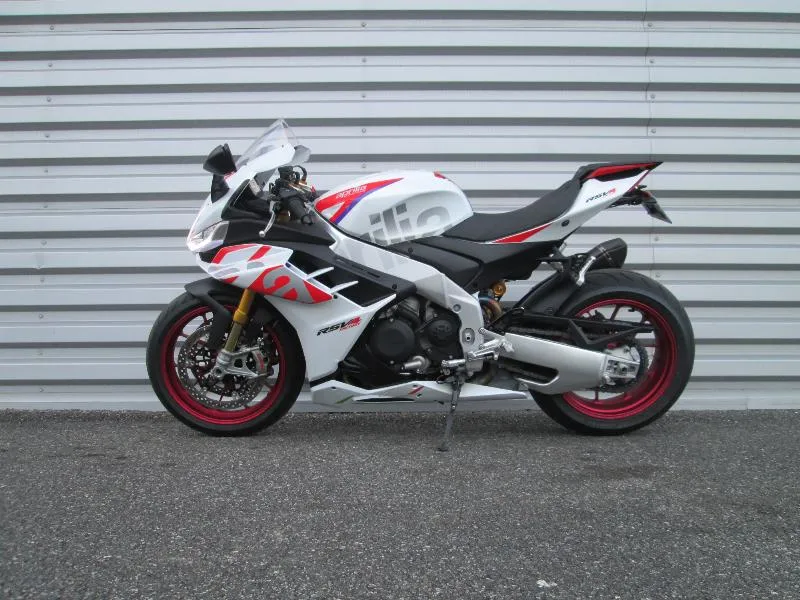 RSV4 1100 FACTORY
