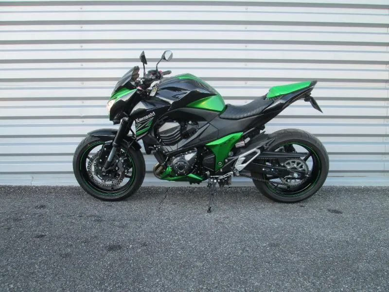 Z 800