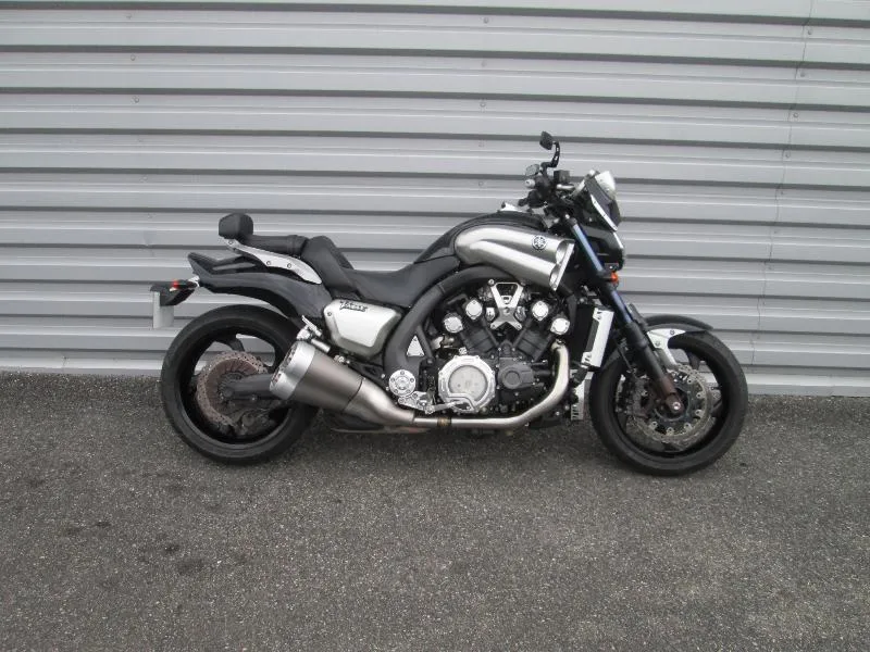 VMAX 1700
