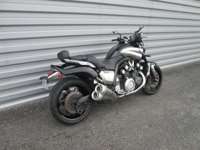 VMAX 1700