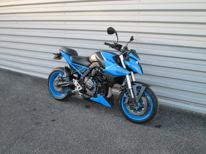 GSX8S A2