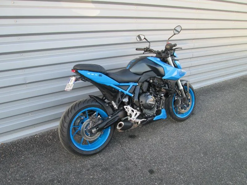 GSX8S A2