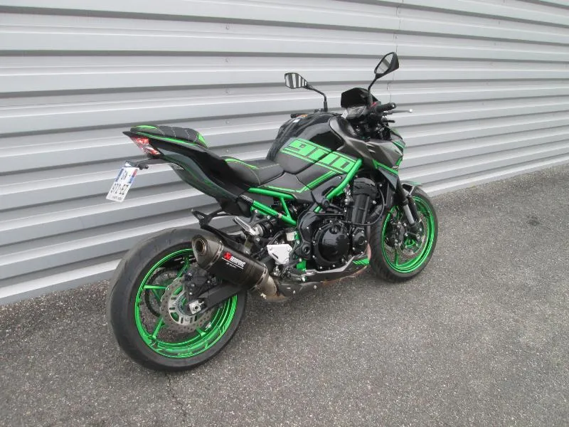 Z 900