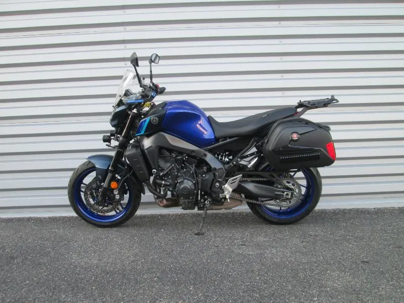 MT09