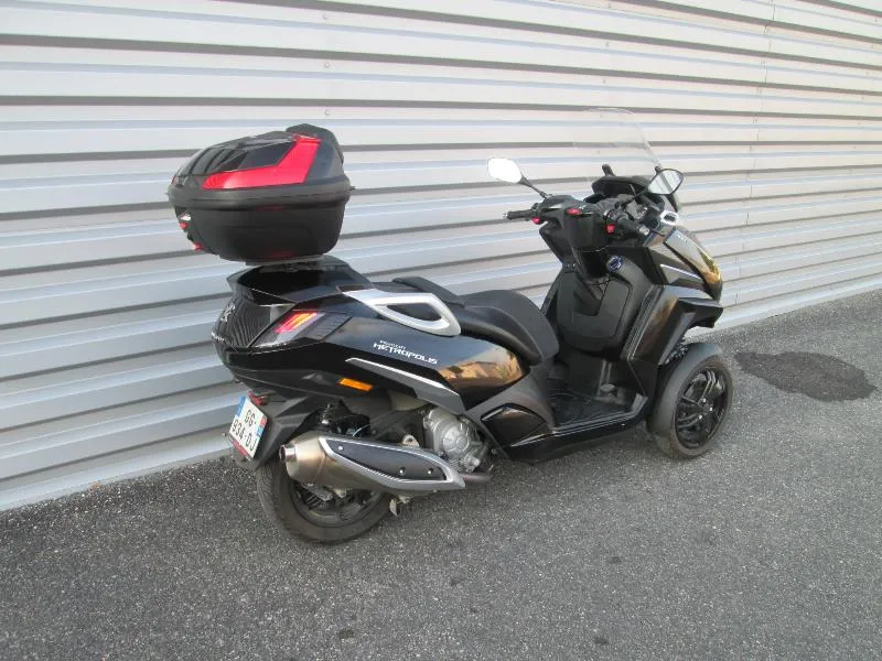 METROPOLIS 400