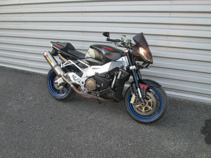 TUONO 1000 R