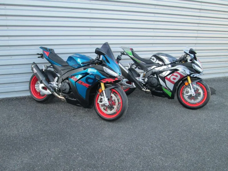 RSV4 1100 RR