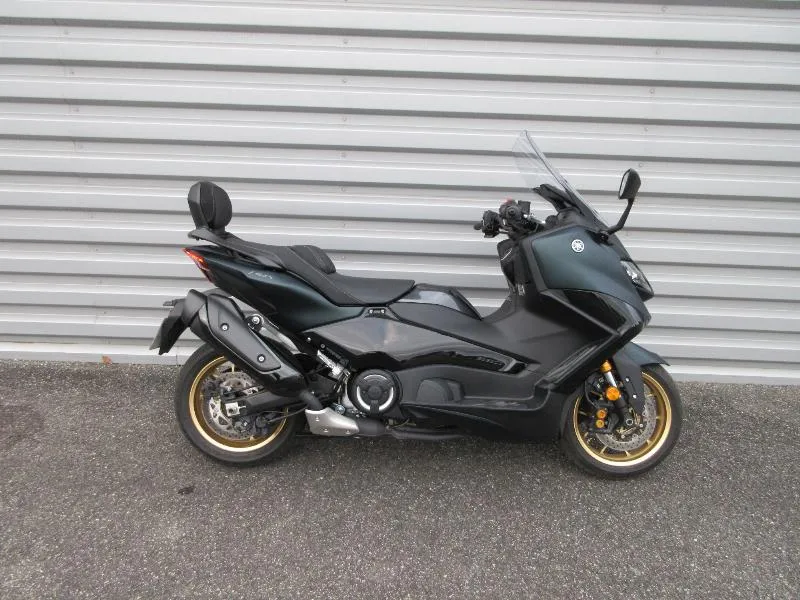 XP TMAX 560 TECH MAX