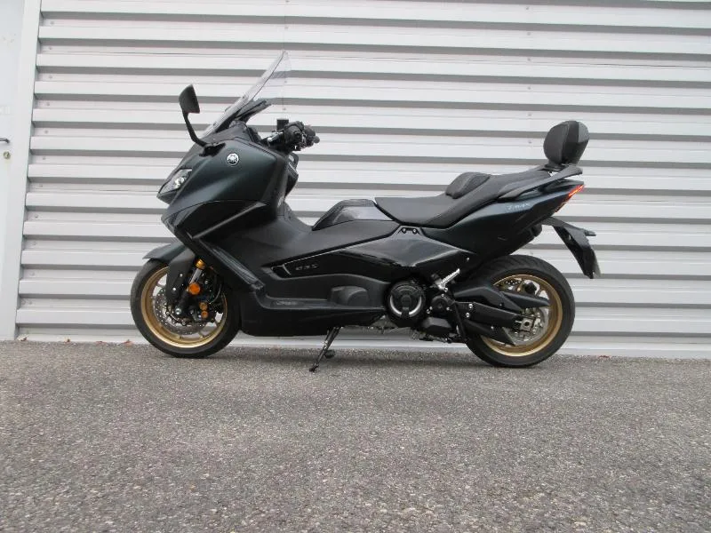XP TMAX 560 TECH MAX