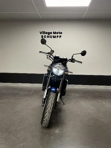 Z 900