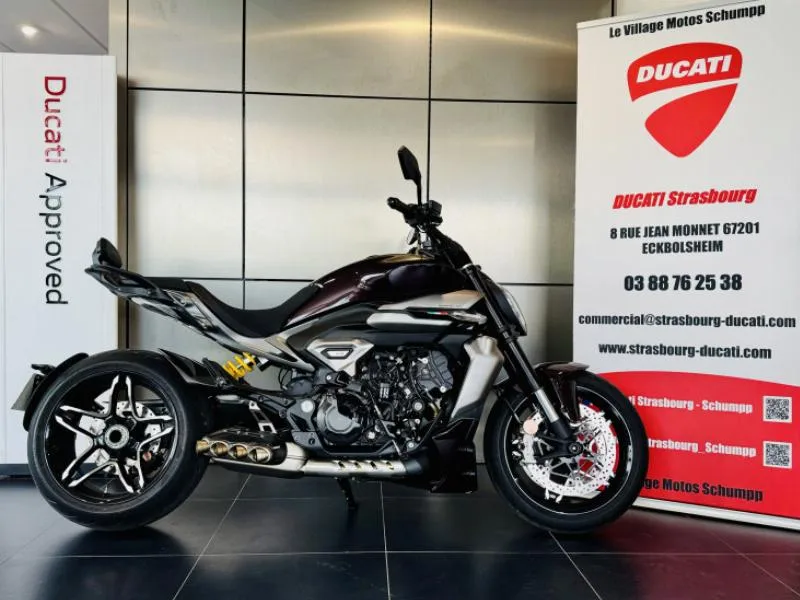 DIAVEL V4