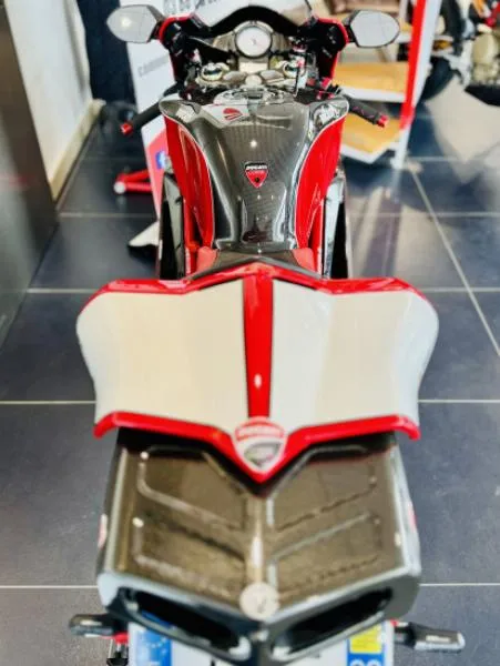 999 R
