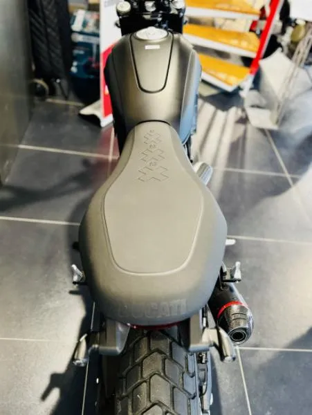 Scrambler 800