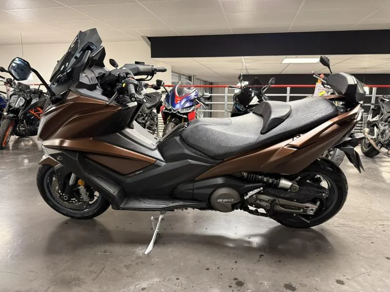 AK 550