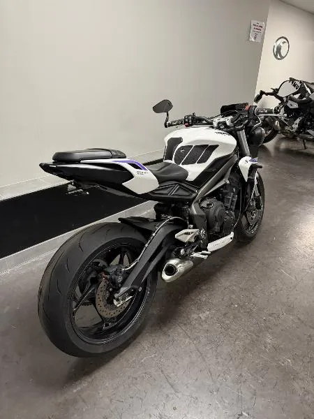 Street Triple 660