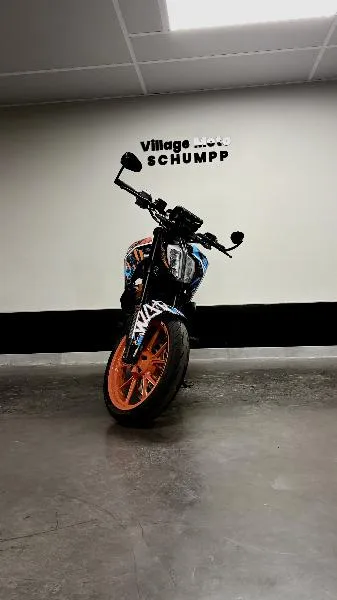 390 DUKE ABS